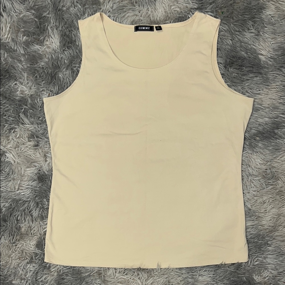 ♥️ Element Cream Fitted Tank Top Size XL